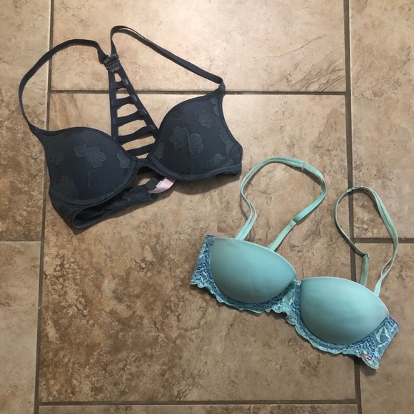 Bras - Picture 2 of 4